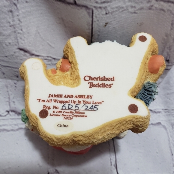 Cherished Teddies Jamie and Ashley I'm Wrapped Up In Your Love Figurine 1996 - Picture 5 of 6